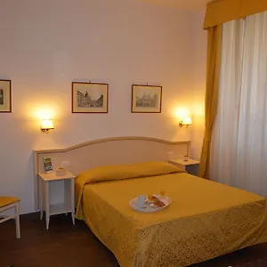 Suites Pantheon Bed & Breakfast